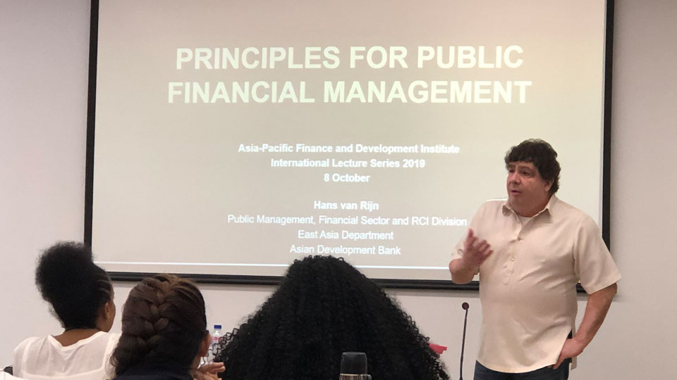 An Overview of Principles for Public Financial Management