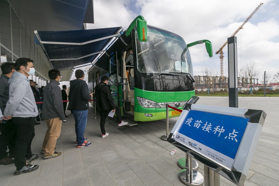 Asia Needs Fleets of Buses to Get Vaccines to the World’s Most Populous Region